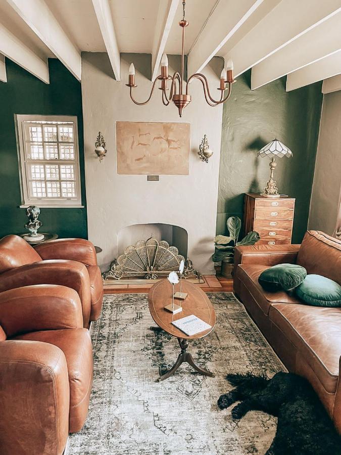 Battiss Guest House Pretoria Bagian luar foto