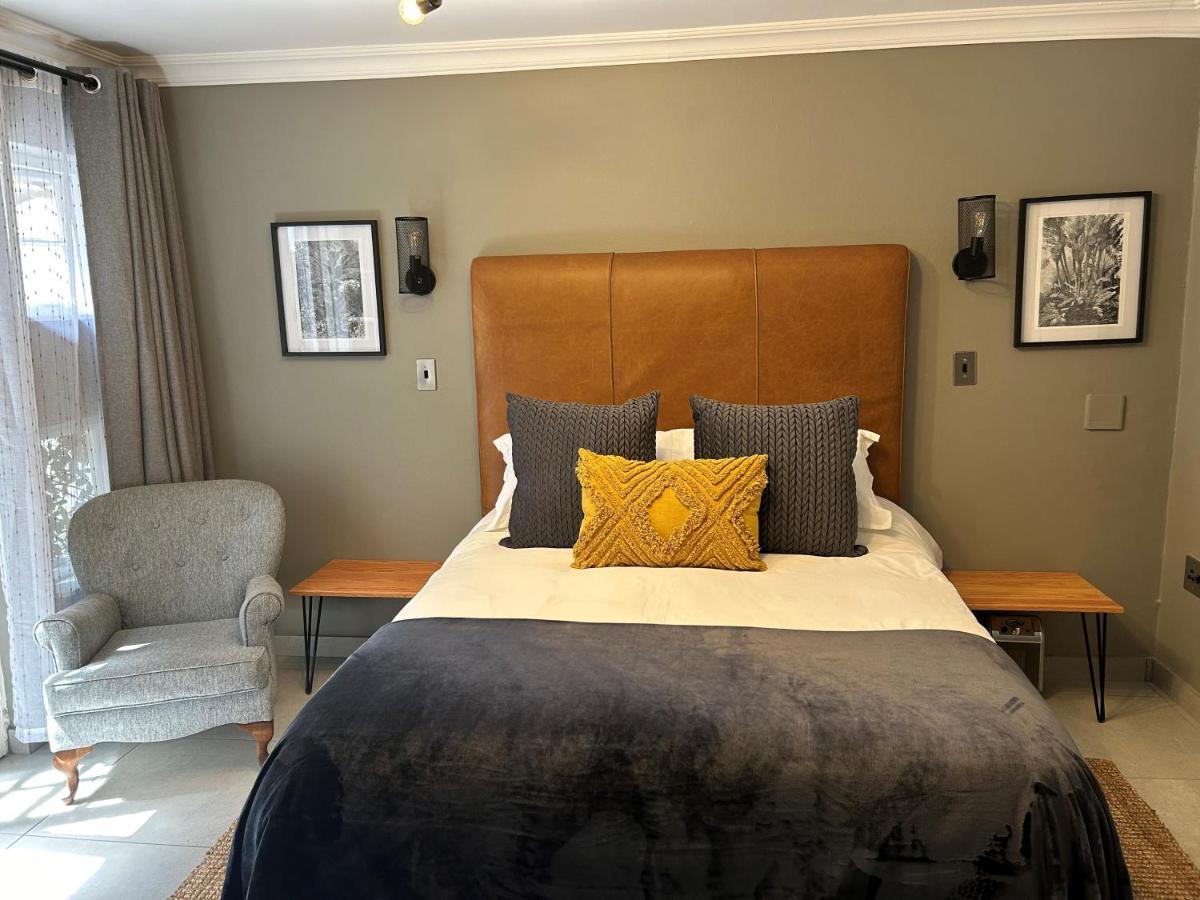 Battiss Guest House Pretoria Bagian luar foto